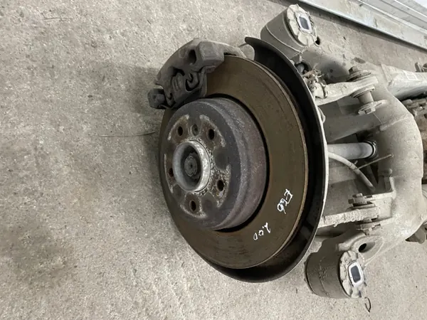 Hinterachsdifferenzialträger OEM 2587770 für BMW E60 2.0D image 6