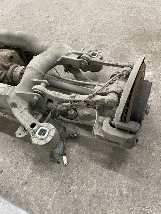 Hinterachsdifferenzialträger OEM 2587770 für BMW E60 2.0D image 7