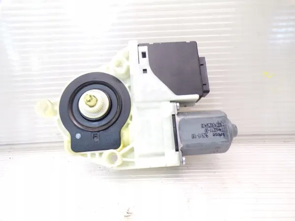 Raammotor rechtsachter OEM 3AA959704A - Gebruikt image 4