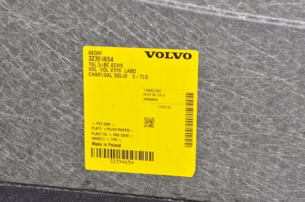 Alfombrilla maletero Volvo XC40 2025 OEM 32394654 image 3