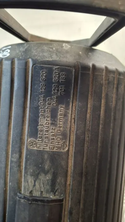 Gebruikte Volkswagen OE 044129620 luchtfilterhuis image 5
