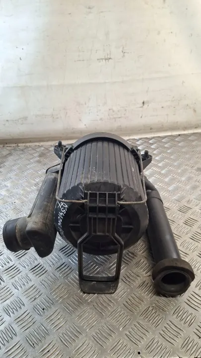 Gebruikte Volkswagen OE 044129620 luchtfilterhuis image 8
