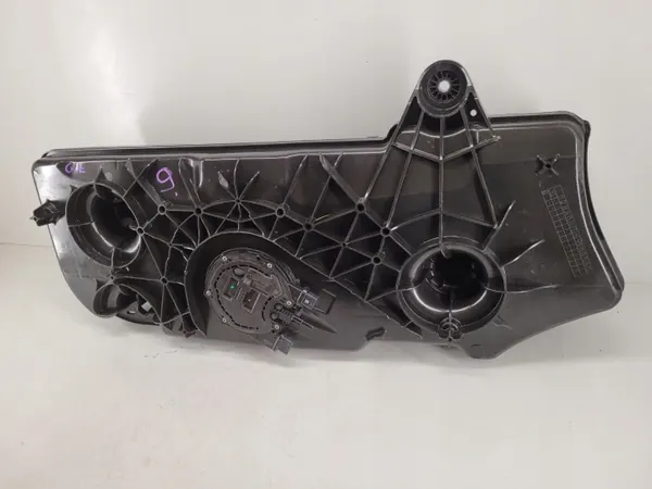 Mercedes GLE 167 AdBlue-tank OEM 1674708202 image 3