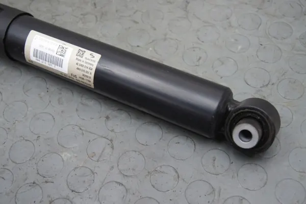 VW Touareg III Achter Schokdemper OEM 4M4513021T image 3