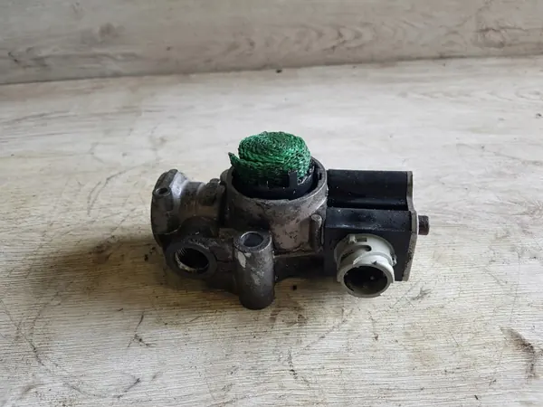 MAN OEM 51521606000 Ilmankompressorin solenoidiventtiili image 2