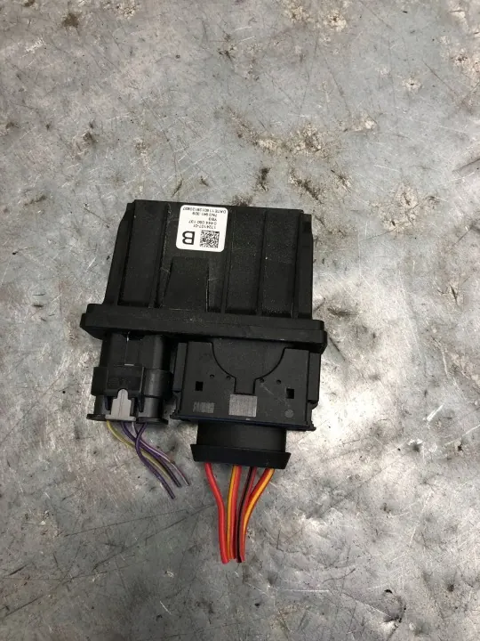 Module de contrôle AdBlue d'occasion OEM 7N0941329 pour VW Sharan image 2