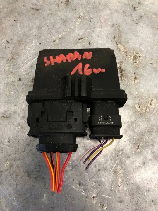 Module de contrôle AdBlue d'occasion OEM 7N0941329 pour VW Sharan image 3