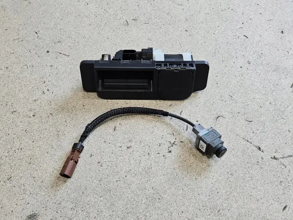 Suporte de porta-malas com câmera Mercedes-Benz S W222 image 2