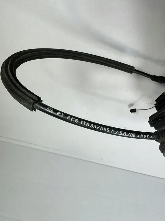 TOURAN 1T Linke Vordertürschloss 3D1837015 1T0837085A image 3