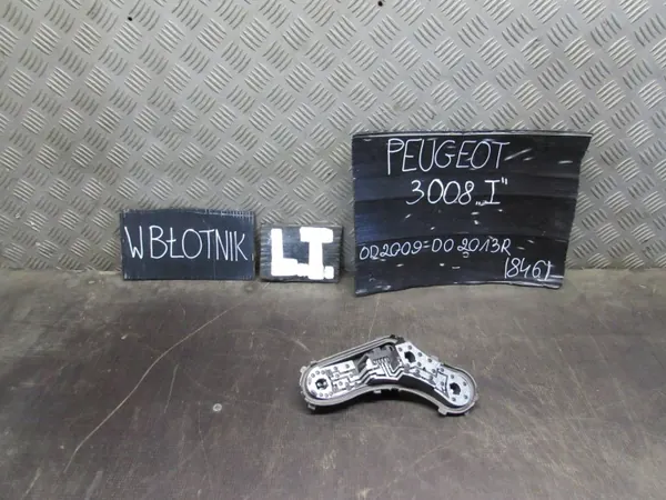 OEM KBI54461 Vasen Takavalaisin Insertti Peugeot 3008 image 2