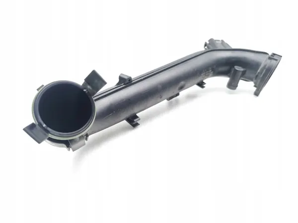 Skoda Superb Intercooler-Schlauch OEM 04E145673P image 3
