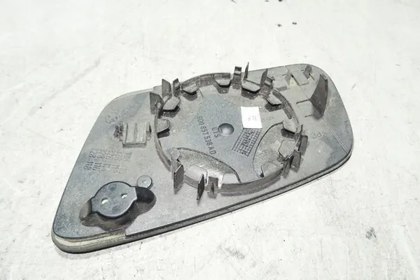 Oikea Peilin Lisäosa AUDI A3 8D0857536AD image 3