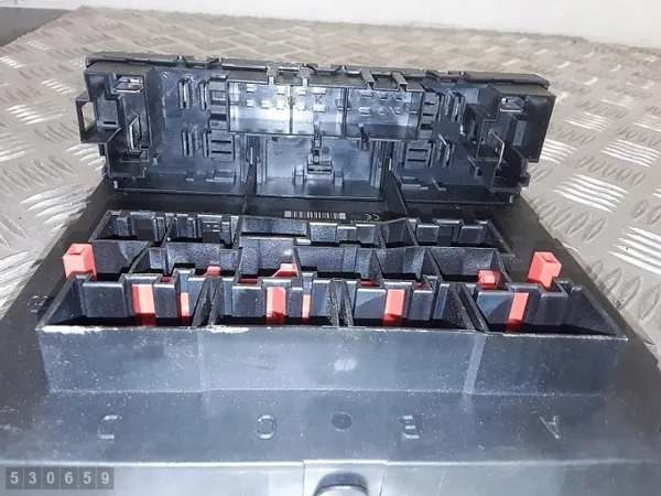 2007 VW Touran ECU 1900TDI 3C8937049E image 3