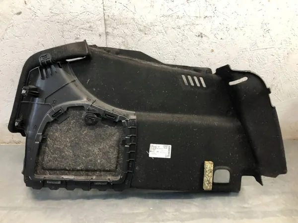 Painel Lateral Direito Porta-Malas OEM 8V5863888H Audi A3 8V image 4