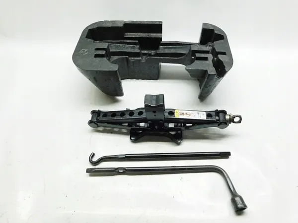OEM 04766386AB Chave de Macaco Insert - Fiat Freemont 11-15 image 3