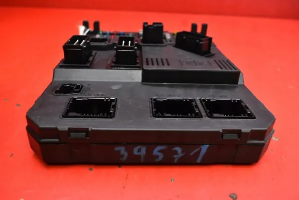 Caixa de fusíveis BSI OEM 9649627780 Peugeot Partner image 4
