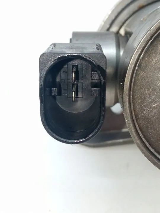 Bomba de inyección OEM 06L127A01 2.0 TSI/TFSI image 4
