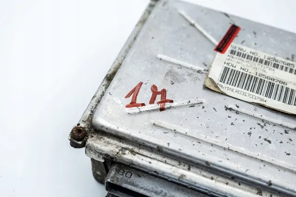 Moottorin ohjain Chevrolet Avalanche 12582605 image 9