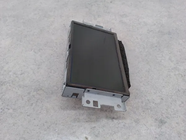 Pantalla Volvo V60 OEM 31382519 BOSCH Usado image 4