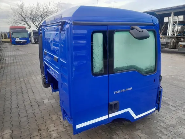 Cabina MAN TGS OEM KABINA TGS MG3 V1 - Usado image 8