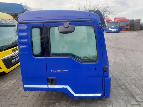 Cabina MAN TGS OEM KABINA TGS MG3 V1 - Usado image 9