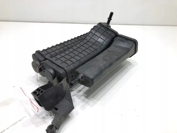 Filtro de carbón OEM 5QA201801A para Audi Q3 II 1.5 image 2