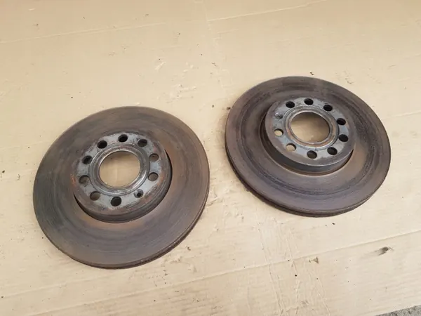 OEM 581582801ATE frambromskit för VW Caddy III image 6