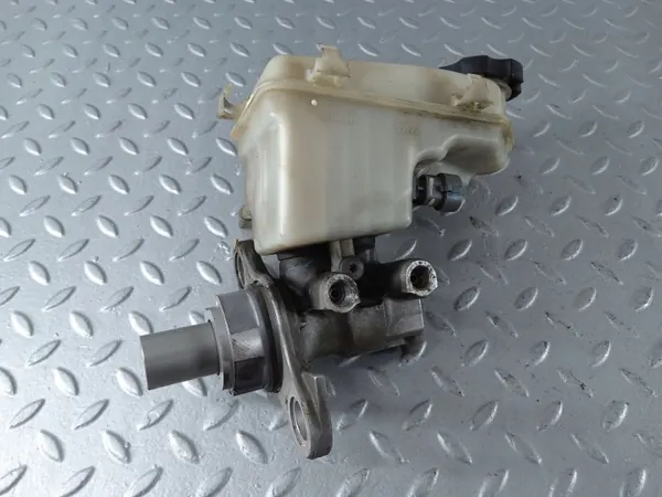 Réservoir de liquide de frein Cadillac XTS OEM 32669299 image 6
