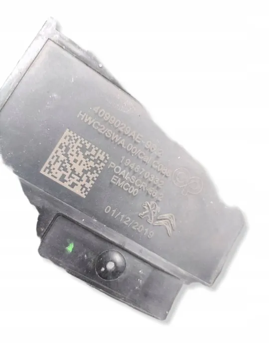 Pompe réservoir AdBlue OEM 4099029AE pour Opel Vivaro image 9