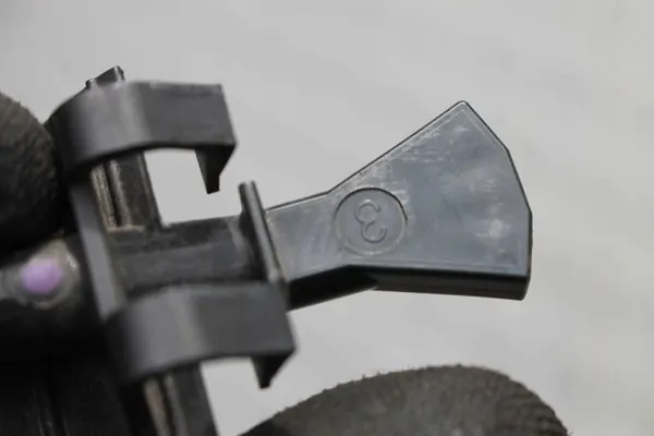 Buse de lave-glace avant OEM DYSZAOUTLANDER Mitsubishi image 5