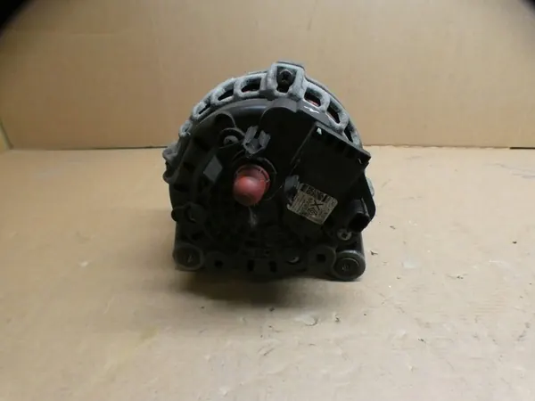 Renault Kadjar generaattori 1.5 dCi OEM 231004EA0A image 3