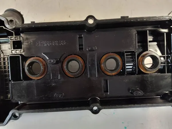 Couvercle de Soupape Citroen C4 Aircross - Pièce OEM image 3