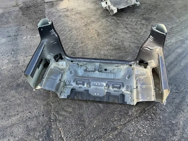 Rear Body Panel Corner Suzuki Jimny 4x4 AWD 2013 image 4