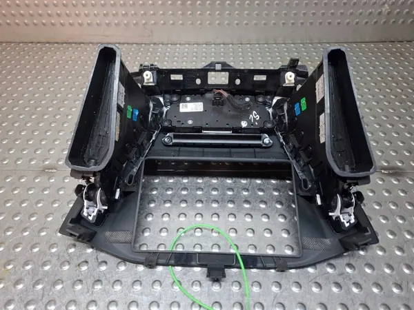 Cadre Radio OEM S25144795 pour Ford Focus MK3 Lift image 4