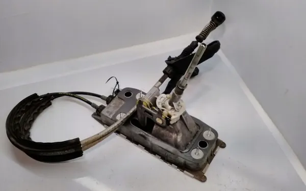 Gear Shift Lever Volkswagen Golf V 1K0711CG image 3