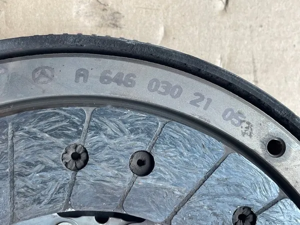 MERCEDES SPRINTER 906 2.2 CDI Kaksimassavauhtipyörä A6460302105 image 4