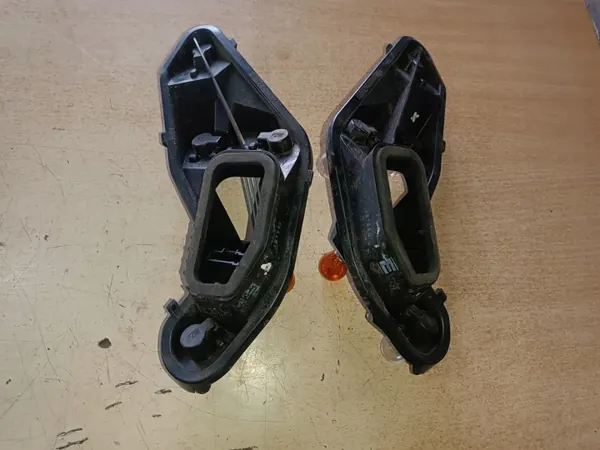 Insert Phare Arrière Droit Peugeot OE pour 207CC image 3