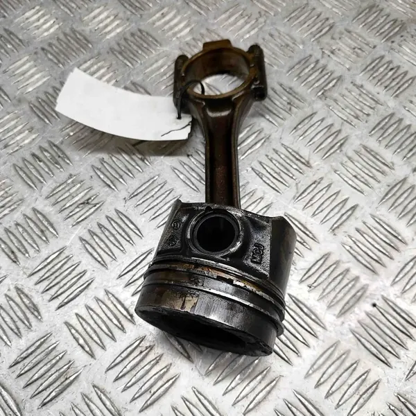 Skoda Superb III 1.6L Kolv image 4