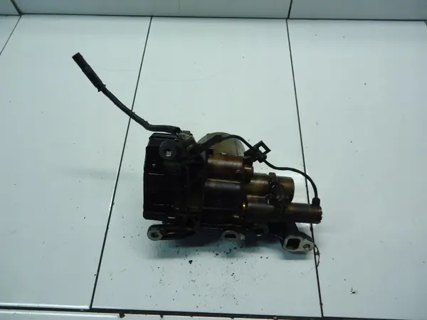 Bomba de aceite V759401080 para Peugeot 3008 1.6 VTI image 3