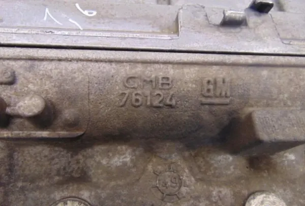 OPEL VECTRA C 1.6B 16V Engine Cylinder Head R90400186 image 6