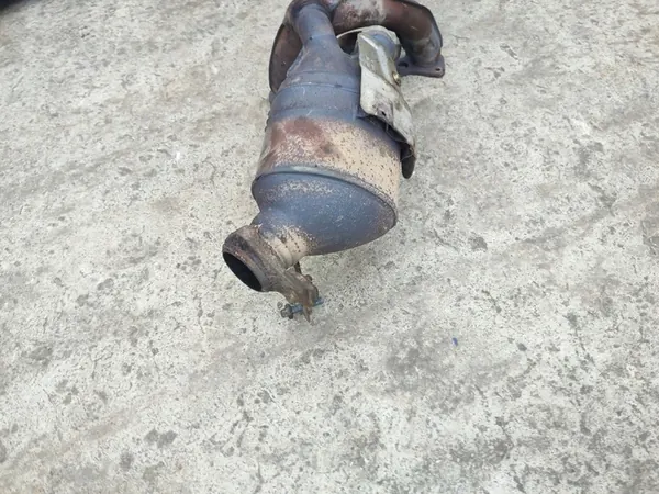 Catalytic Converter Mercedes Benz 1.8 KT0267 A2711403009 image 2