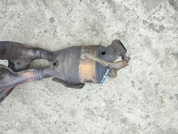 Catalytic Converter Mercedes Benz 1.8 KT0267 A2711403009 image 5