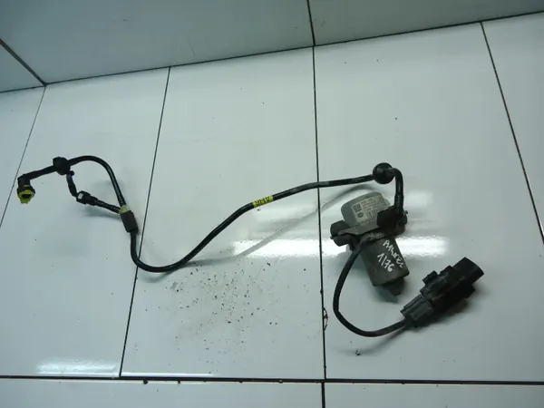 Opel Vakuumipumppu OEM 13427898 Corsa D/Astra J image 2