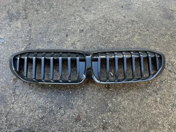 Grade de rim BMW 3 Series G20 G21 image 1