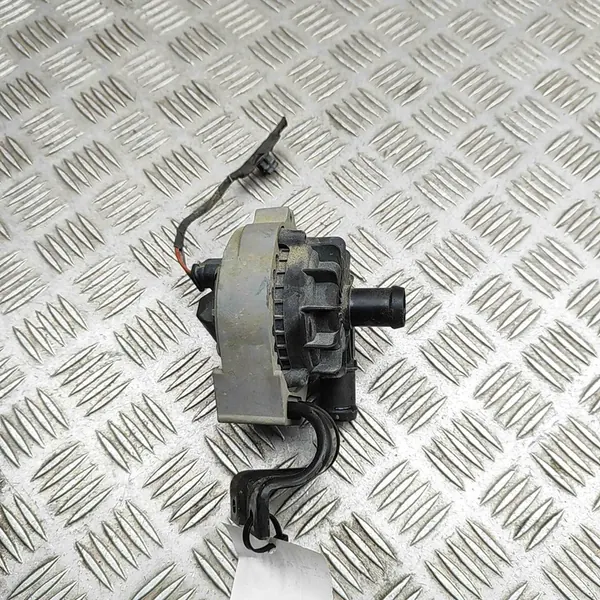 CUPRA BORN VW ID.3 ID.4 SKODA ENYAQ iV Vattenpump 1EA965567D image 3