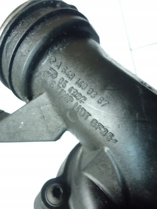 Mercedes W211 3.2CDI luftrör OEM A6481400387 image 3