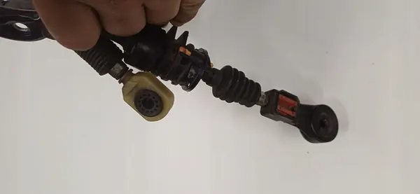 FORD FIESTA MK6 1.4 TDCI Lien de changement de vitesse 2S6R-7E395-AG image 5