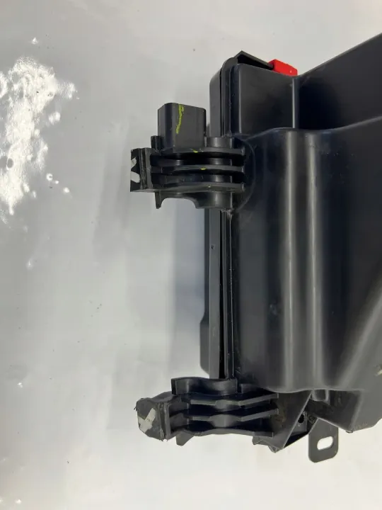 Zekeringkastdeksel OEM 9804681980 voor Jumpy Expert III image 4