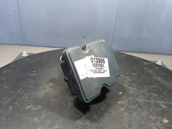 ABS-pump Fiat Punto Evo 1.2 OEM Wrakowisko-13986- image 2