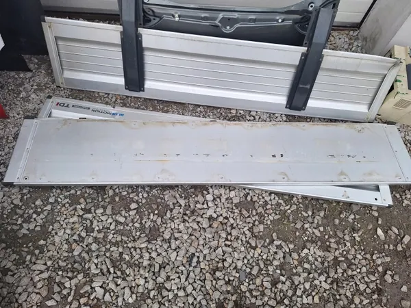 VW Crafter Taka Sivupaneeli OEM BURTA TYLNA image 6